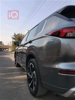 میتسوبیشی ئاوتلاندەر